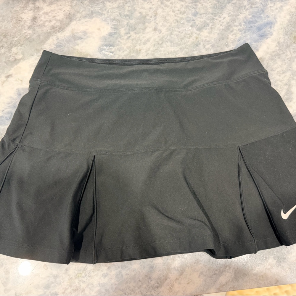 Nike Black Women's Athletic Skort with Built-In Shorts